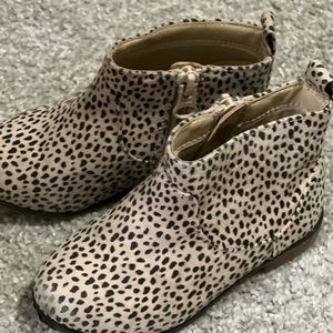 Leopard shoes